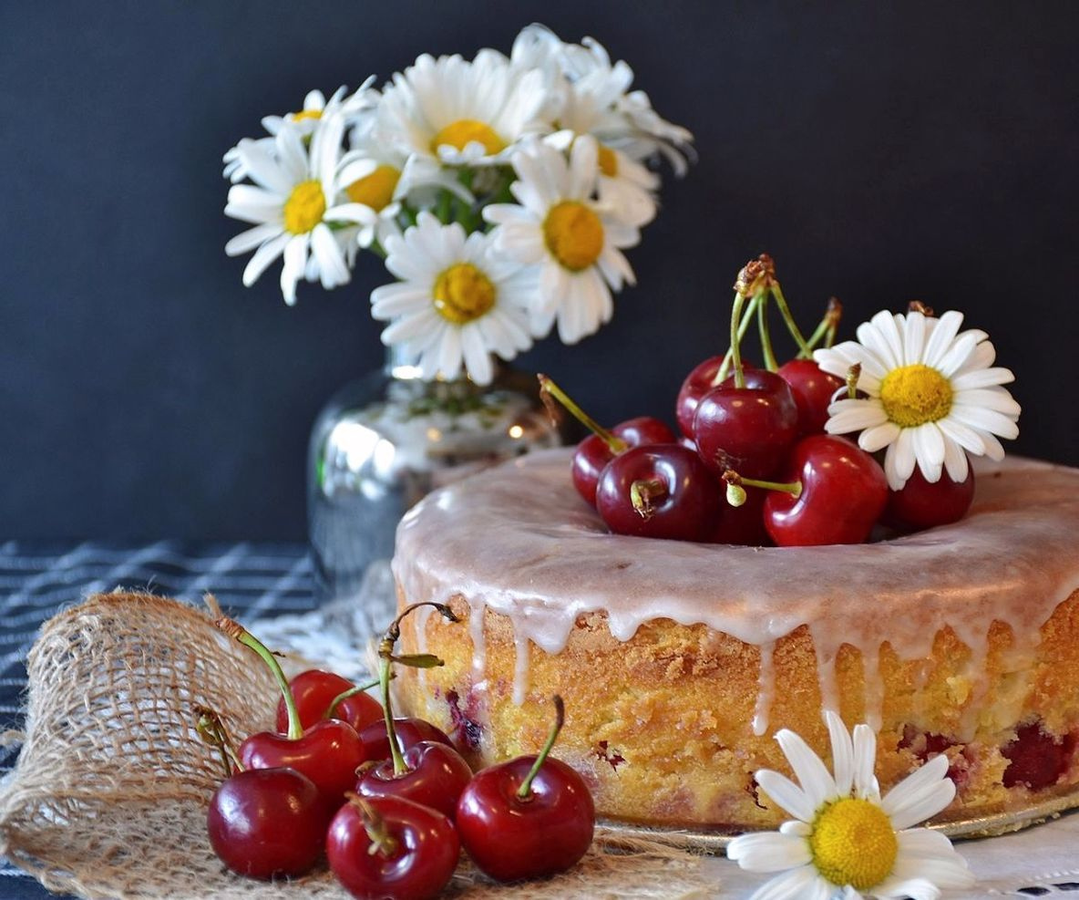 Ev yapımı tatlılarla dolu tatlı blogu
